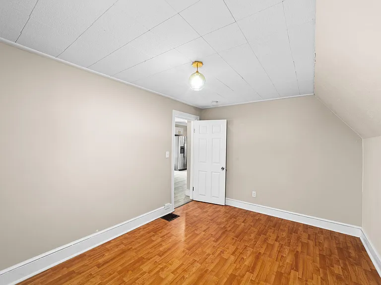 4709 Franklin Blvd #UP — Photo 10