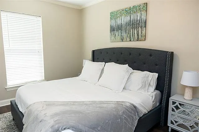 7300 Burbank Dr — Photo 15