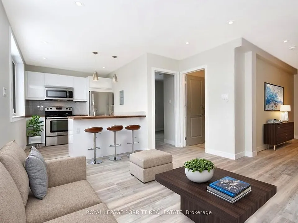 3411 Lake Shore Blvd W #1