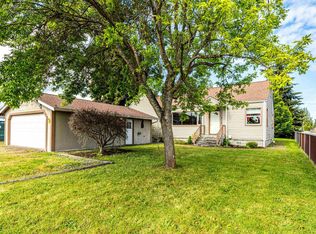 403 S 3rd Ave, Sequim, WA 98382