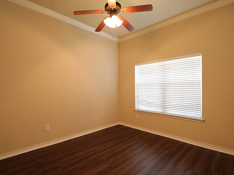 3116 Stallion Dr — Photo 18