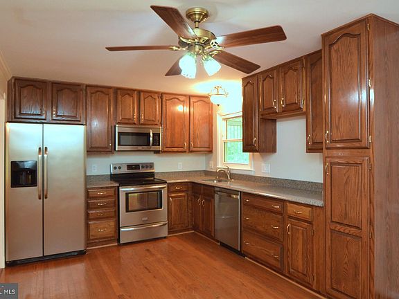 5th image of 6411 Whippany Way