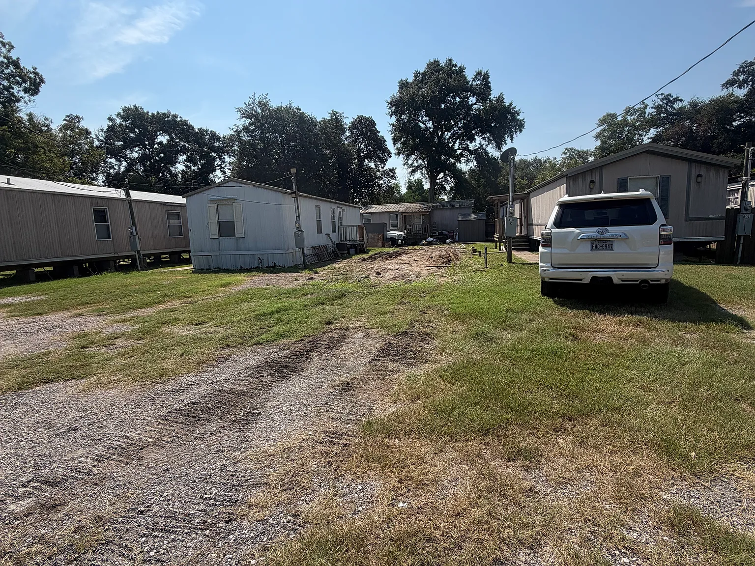 Studio, 4000 sqft, $600 — Photo 3