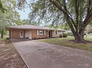 333 W Kelli Ave, Farmington, AR 72730