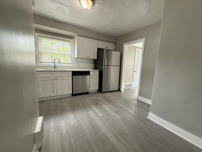 4241 Bayard Rd — Photo 4