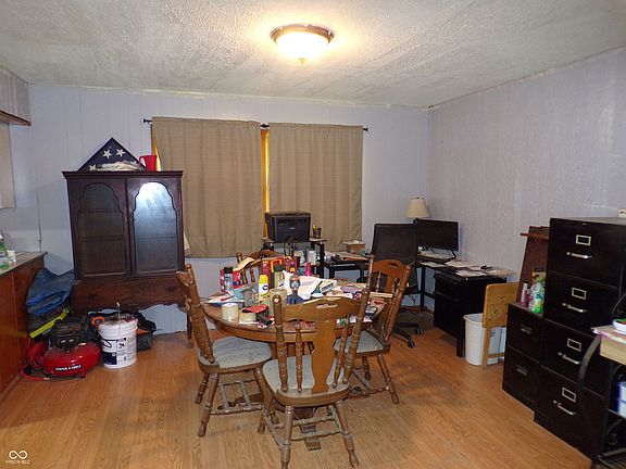 5th image of 206 N Hobson St