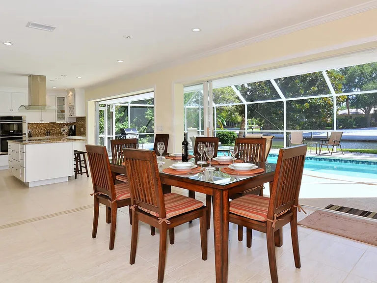 Dining table comfortably seats 8