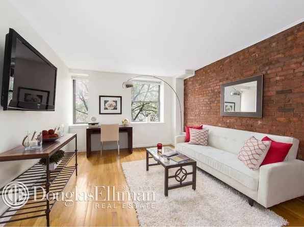 218 West 14th Street image 1 of 4