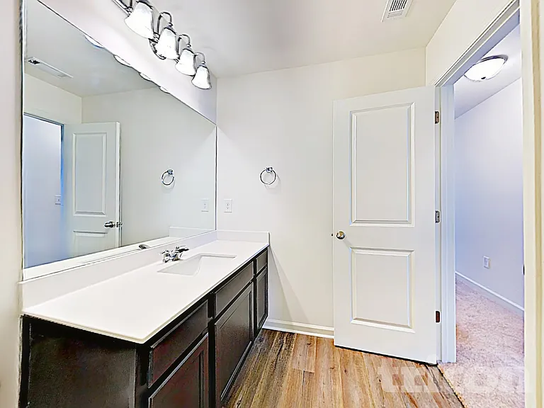 1942 Hudson Dr — Photo 13