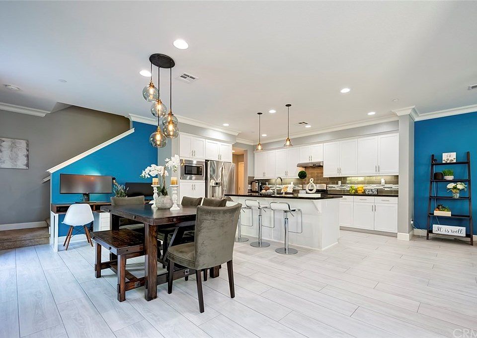 1st image of 102 Borrego Dr