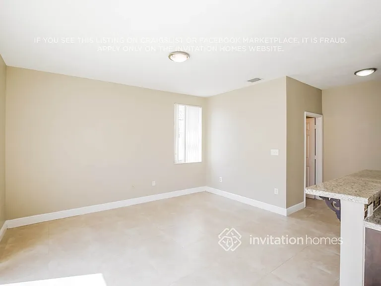 16386 NW 22nd St — Photo 7