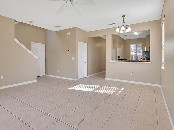 4th image of 201 Aston Grande Dr