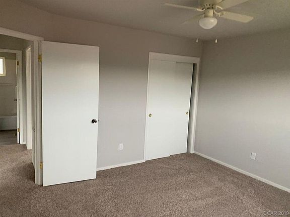 5th image of 264 Mariposa St