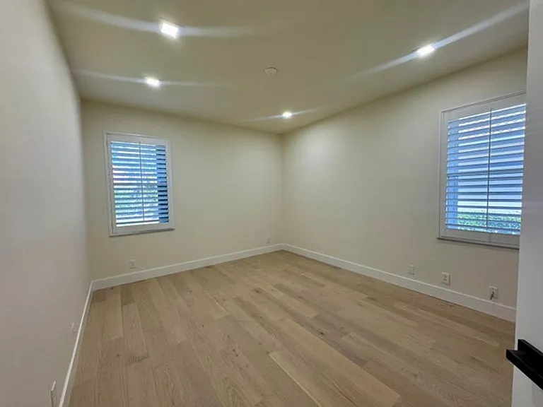 7686 La Corniche Cir — Photo 8
