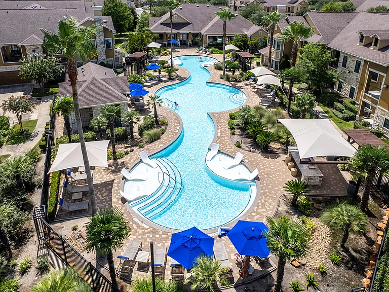 Avenues at Tuscan Lakes — Photo 26