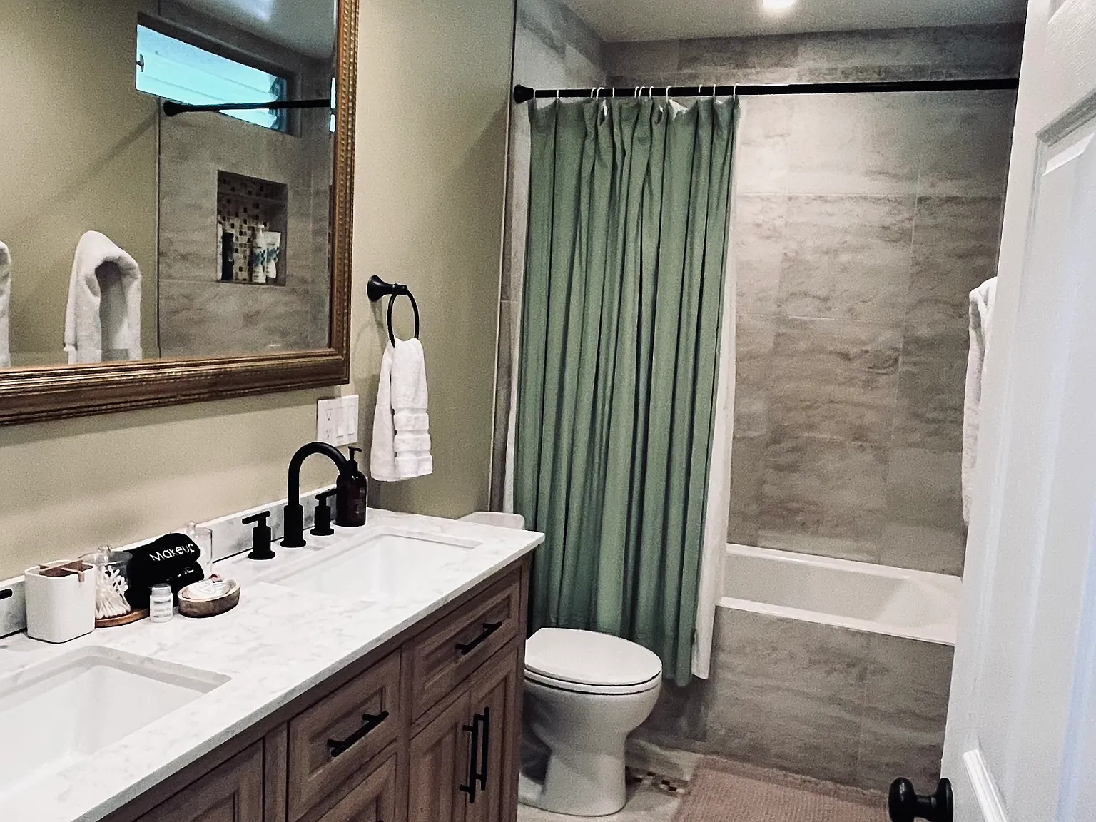 2 bed, 1450 sqft, $6,000 — Photo 3