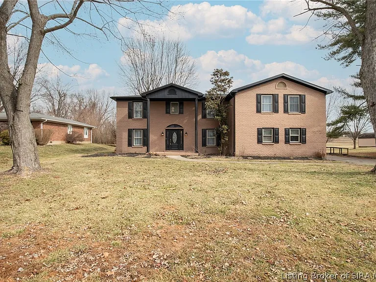 2413 Saint Andrews Rd — Photo 1
