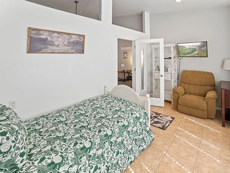 603 Brookline Loop — Photo 44