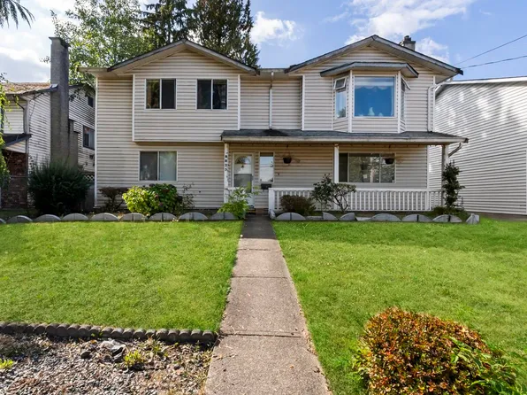 8825 160th St, Surrey, BC V4N 2X8