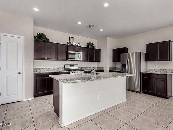5th image of 30938 W MITCHELL Drive