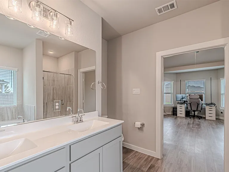 21606 Wave Hollow Dr — Photo 25