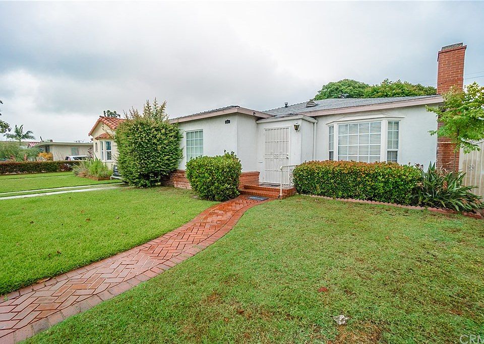 1st image of 2534 Magnolia Ave