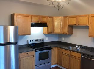 653 Chestnut St, Dubuque, IA 52001