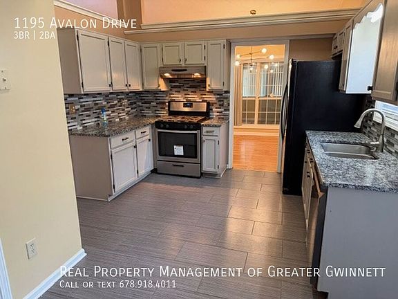 2nd image of 1195 Avalon Dr