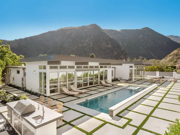 5924 Paseo Canyon Dr, Malibu, CA 90265