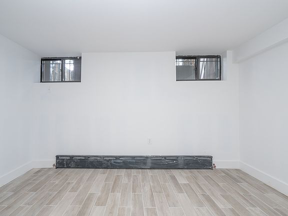 5th image of 1895 Pacific St #1LL