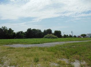 36 Th St, Grove, OK 74344