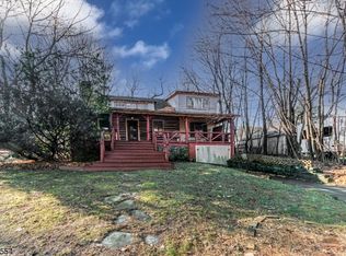 6 Babs Rd, Budd Lake, NJ 07828