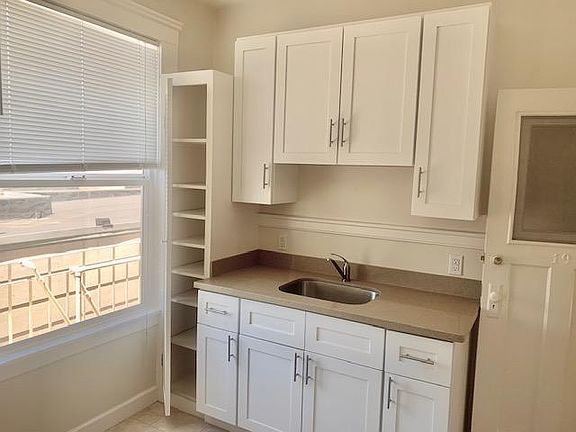 5th image of 3685 17th St #19