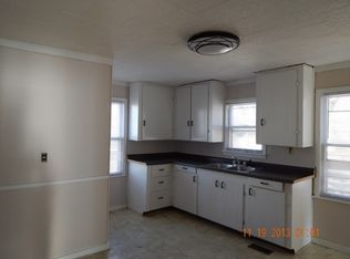 508 N Main St, Nevada, MO 64772