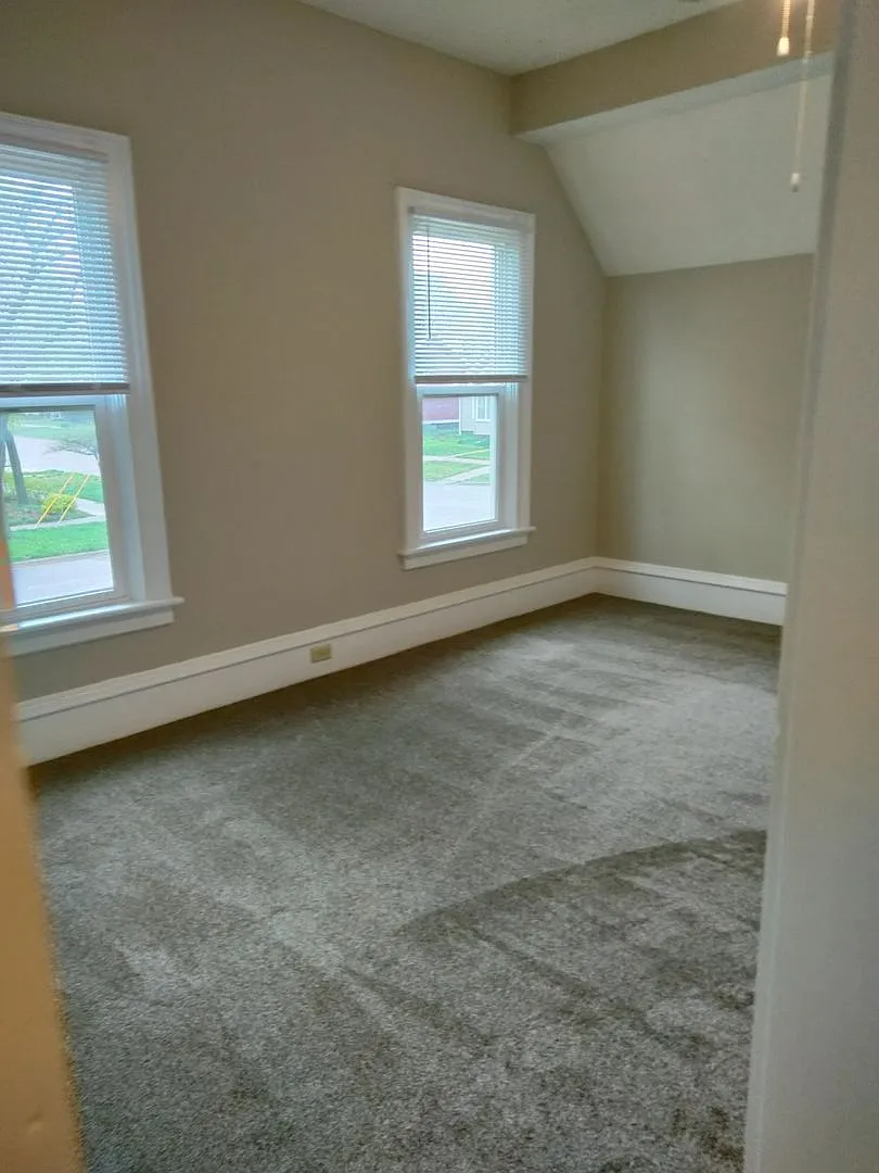 1 Bedroom 1 Bath upstairs apartment — Photo 3