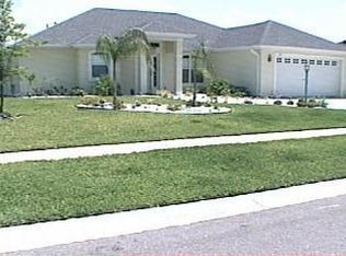 484 53rd Sq, Vero Beach, FL 32968