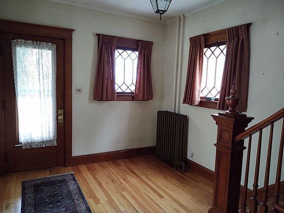 5th image of 19 Hunter St