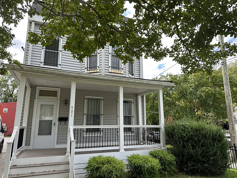 901 Alabama Ave SE — Photo 28