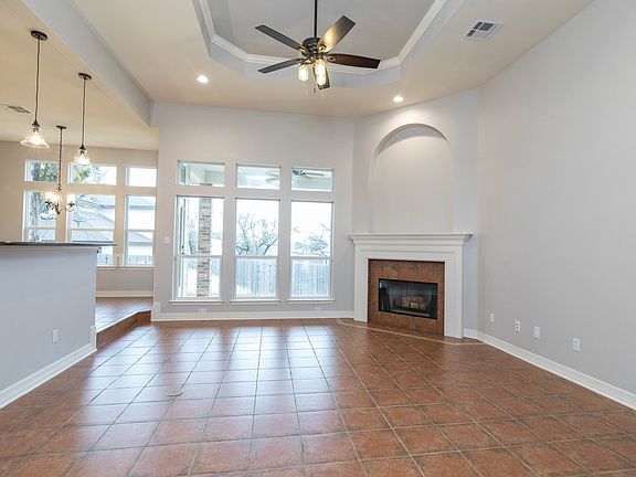 4th image of 3017 Bent Tree Dr