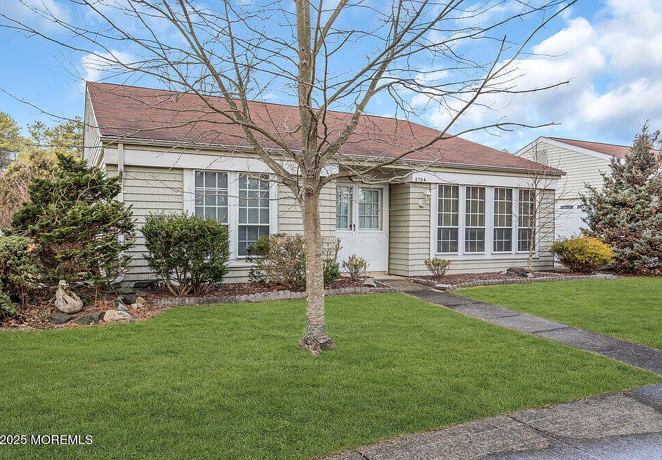 1st image of 575 Sheffield Drive #A