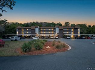 2 Cypress Blvd E, Homosassa, FL 34446