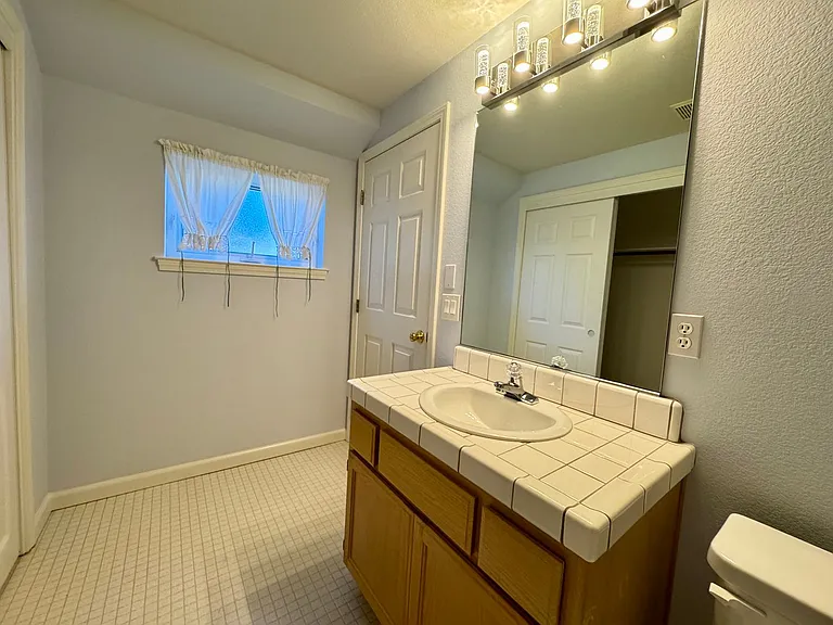 245 Incline Dr — Photo 38