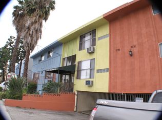 7121 Woodman Ave APT 15, Van Nuys, CA 91405