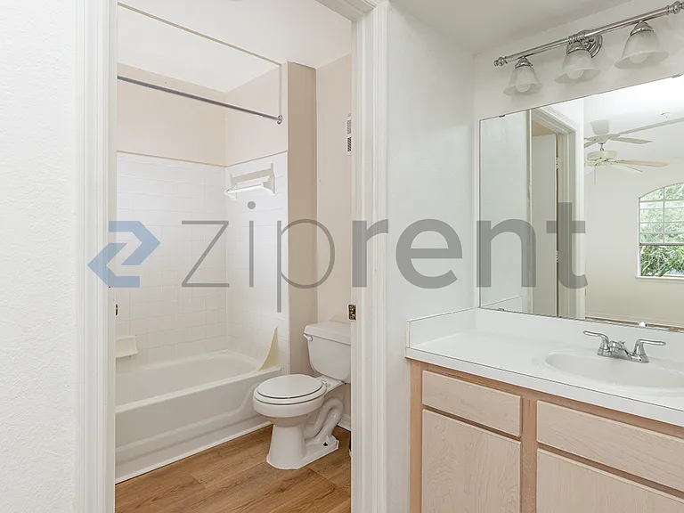 7270 W Pointe Dr #931 — Photo 9