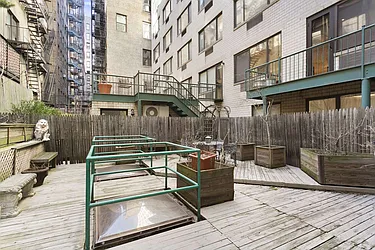 Sold by Citi Habitats