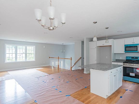 5th image of 47 Mount Pleasant Ave