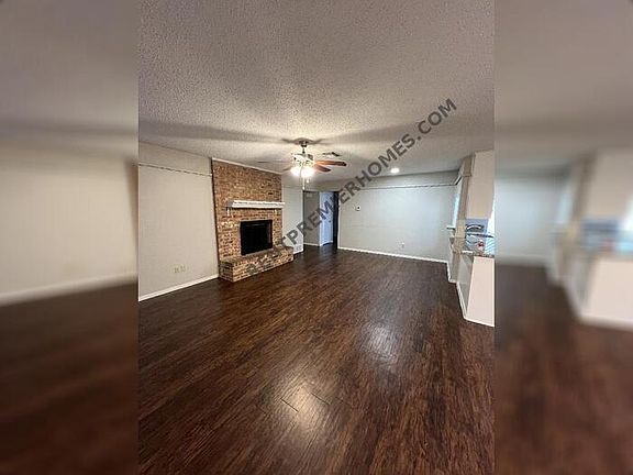 3rd image of 6705 John Dr