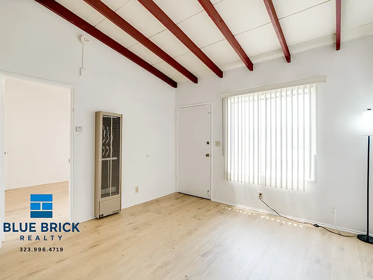 7910 Willis Ave #4 — Photo 8