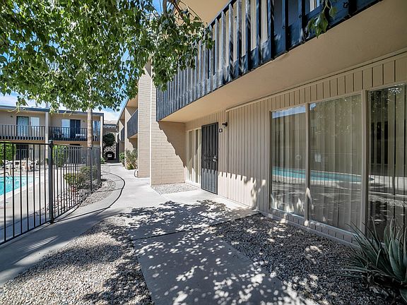 2nd image of 1815 W Tuckey Ln APT 12