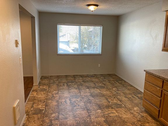 5th image of 5275 & 5277 Springcrest Dr S #5277